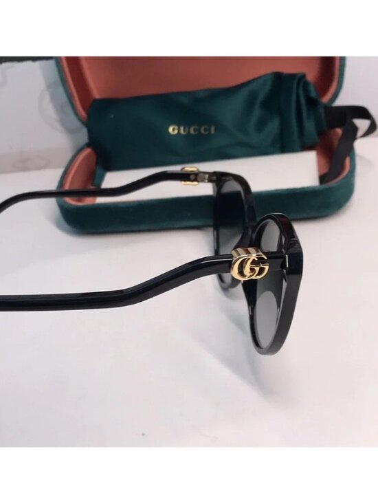 New Authentic Gucci Black Cat-Eye Sunglasses GG1011s 001